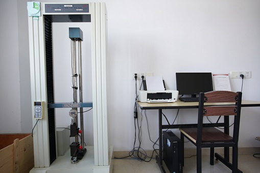 電子萬能試驗機.JPG
