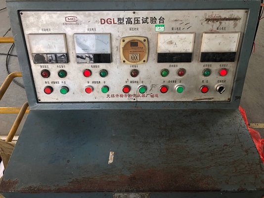 高壓試驗臺.jpg